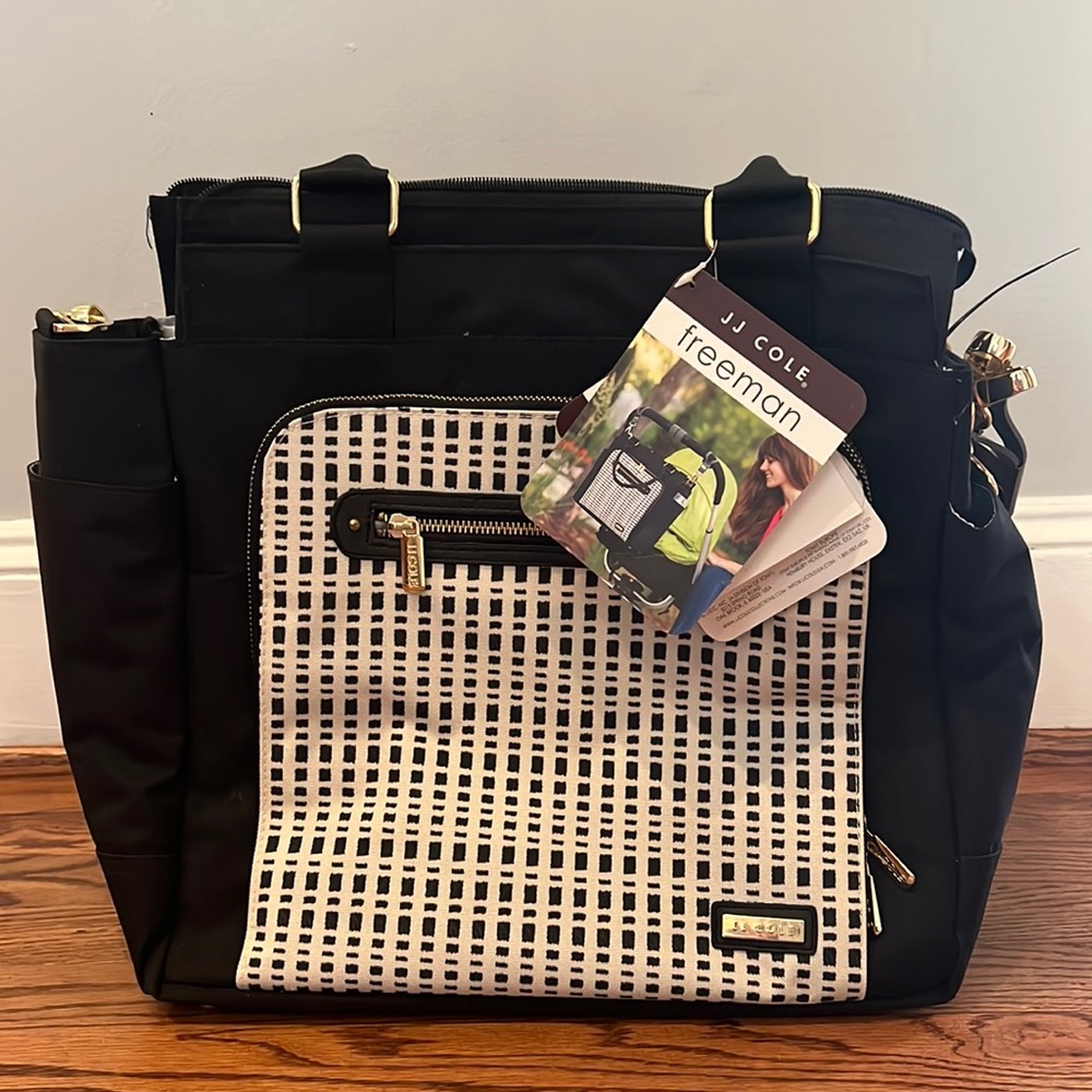 NWT JJ Cole Freeman diaper bag
